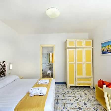 호텔 Borgo Romantica - & 4*