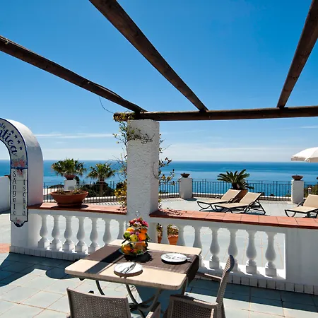 Hotell Borgo Romantica - &