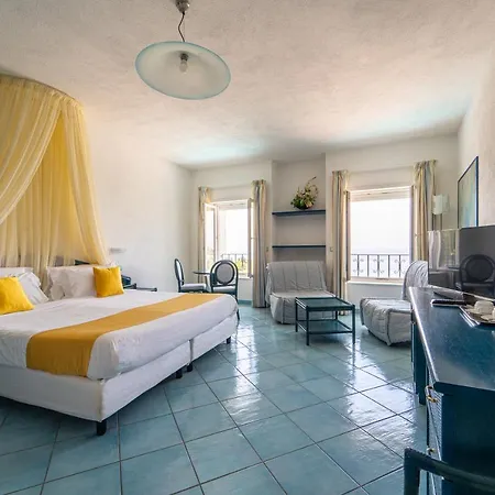 Borgo Romantica - & Hotell 4*